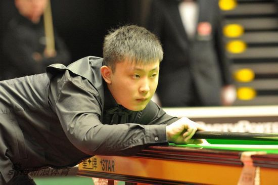 镑签下的埃 镑签下的埃